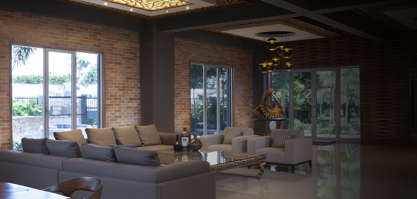 Donec rhoncus mi quis iaculis vestibulum praesent risus turpis.